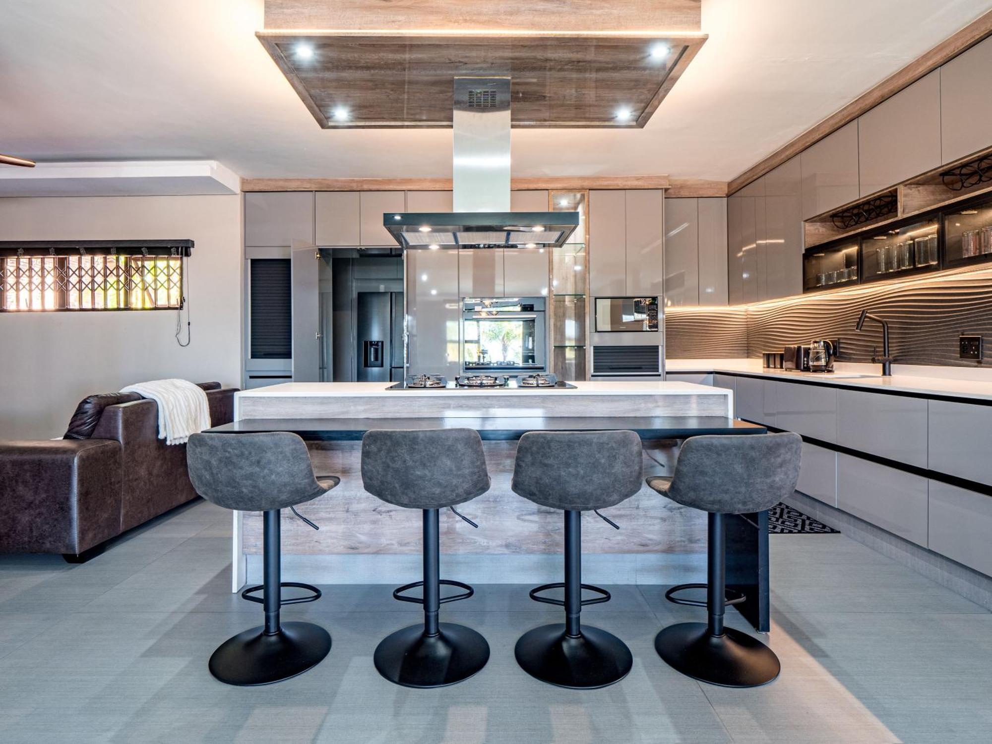 Villa One On Chelsea à Durban Extérieur photo